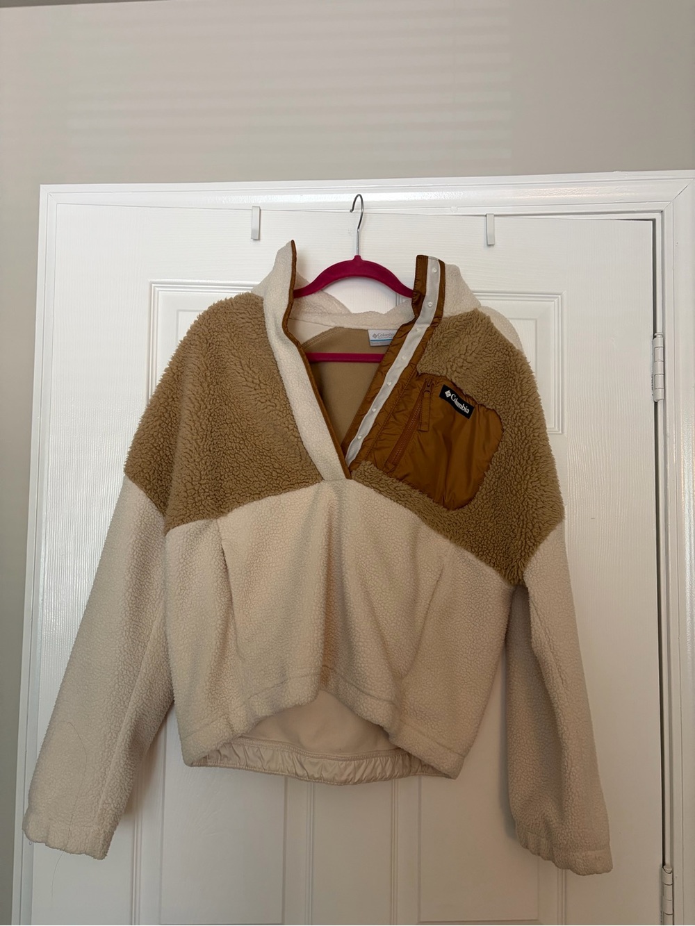 Columbia Women’s Two-Tone Sherpa Pullover Cropped Jacket - Cream & Brown